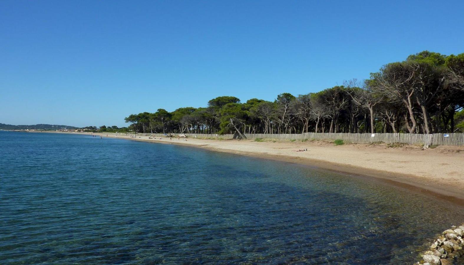 Studio A 100 M Du Port Et 500 M Des Plages Ιέρ Εξωτερικό φωτογραφία