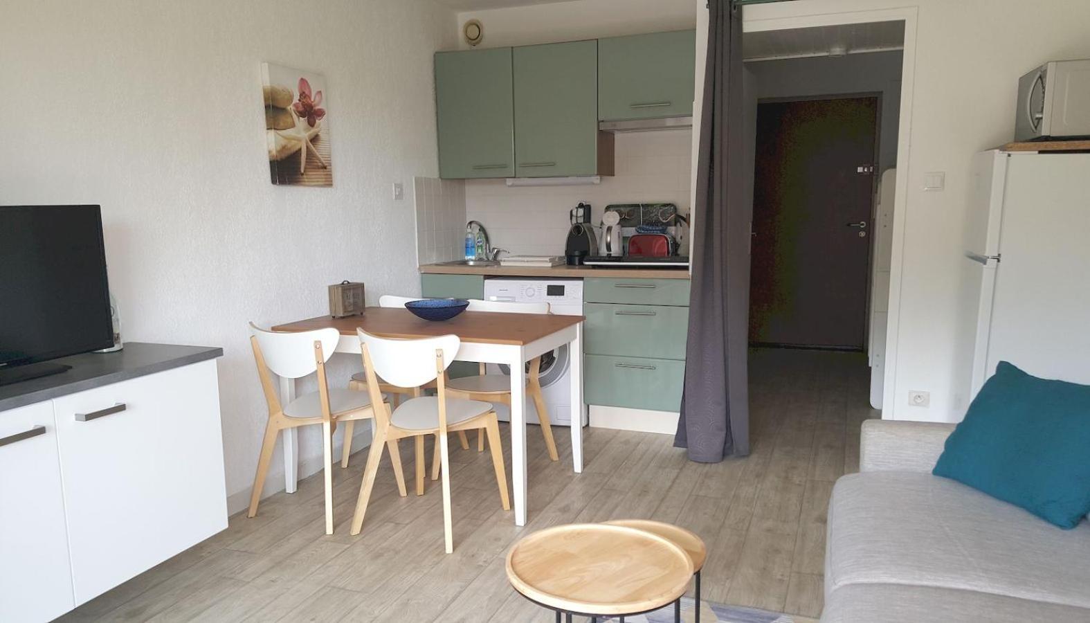 Studio A 100 M Du Port Et 500 M Des Plages Ιέρ Εξωτερικό φωτογραφία